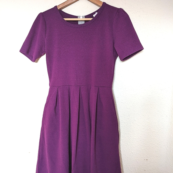 PURPLE LuLaRoe Amelia (S) - Picture 1 of 6